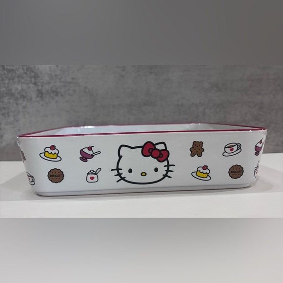 New Hello Kitty Ceramic Baking Casserole Dish Size 8x8 - Picture 2 of 7